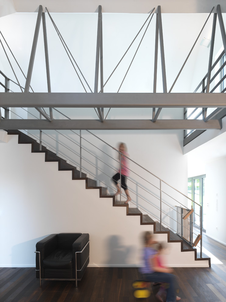 Holztreppe mit Holz-Setzstufen in Essen