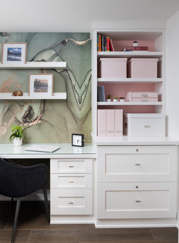 Design ideas for a classic home office in DC Metro.