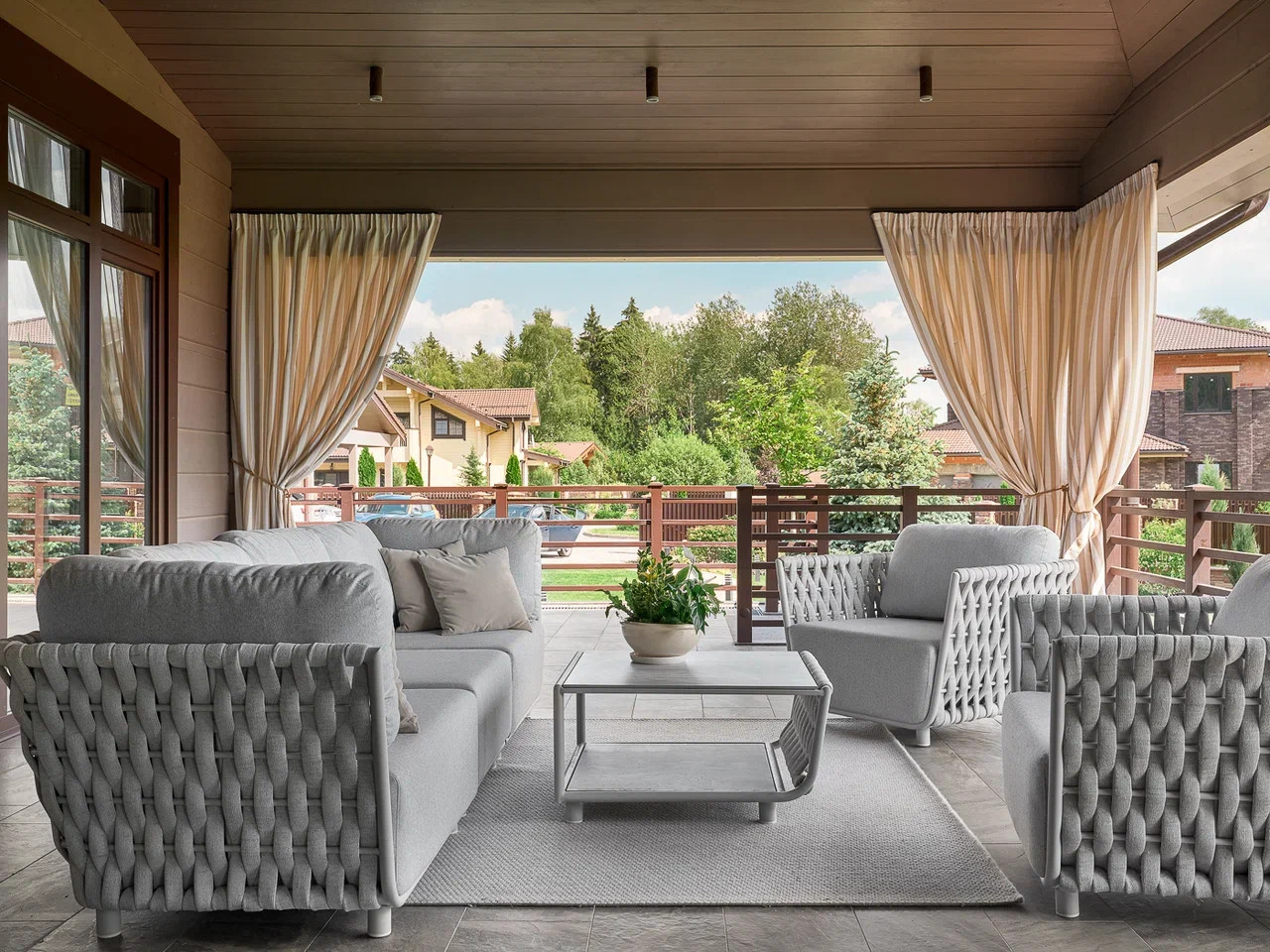 Дом из клееного бруса в стиле шале