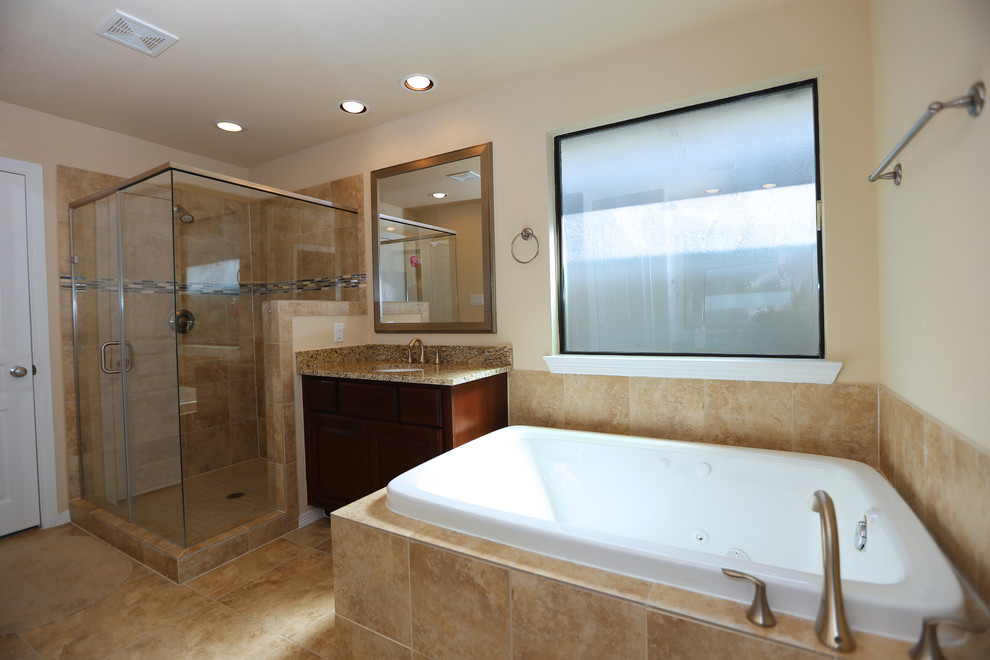 Example of a transitional bathroom design in Houston