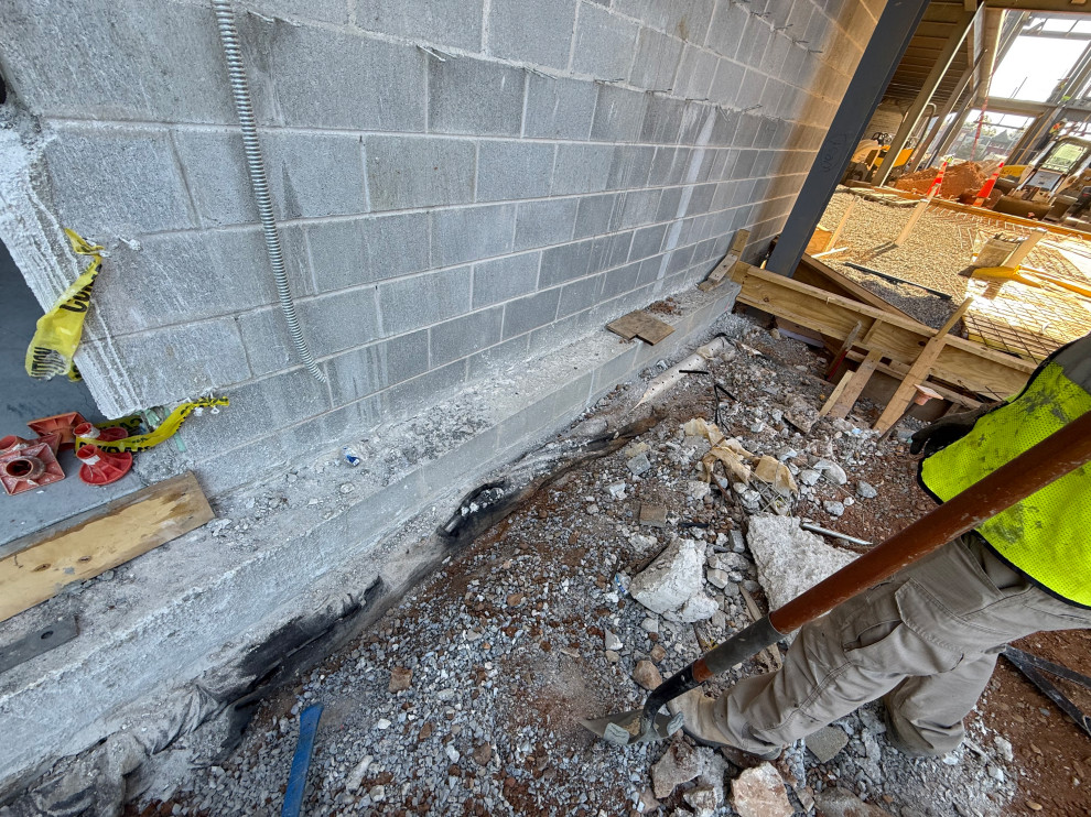 090125 - TES3101 Pipe Trenching