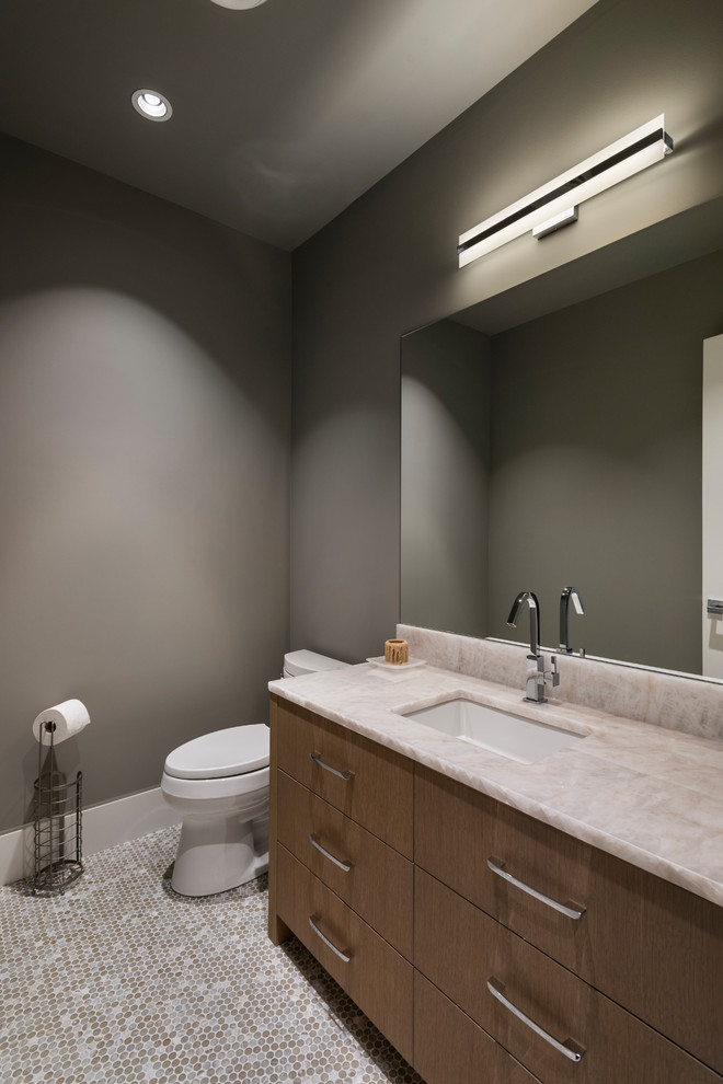 Design ideas for a transitional 3/4 bathroom in Vancouver with flat-panel cabinets, brown cabinets, a two-piece toilet, grey walls, porcelain floors, an undermount sink, quartzite benchtops, beige floor, an open shower and beige benchtops.