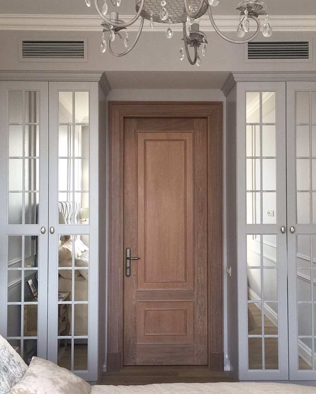 Массив из ясени и Шкаф из дуба