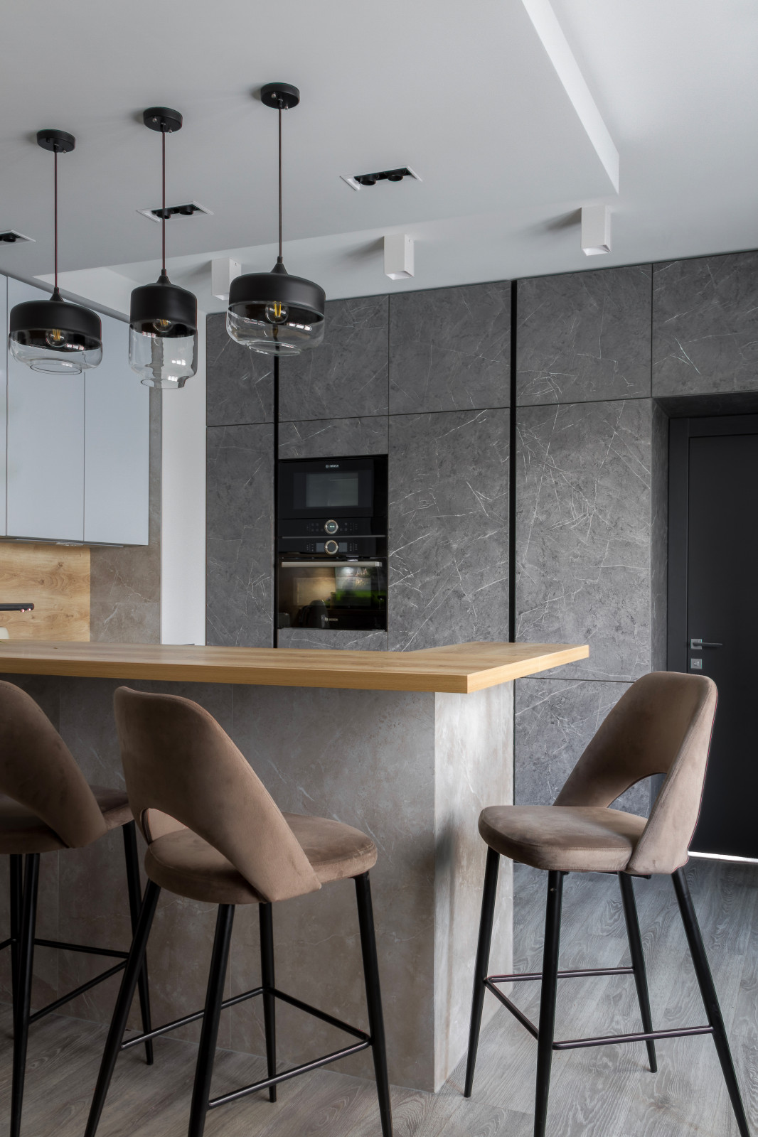 Барная стойка в кухне-гостиной