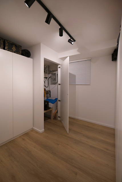 Keller wird zu G&auml;stebad, Waschraum, Abstellraum modern-basement