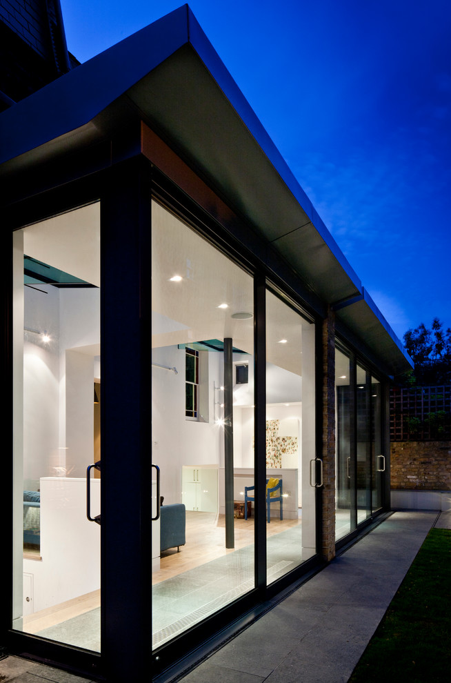 Inspiration for a contemporary house exterior in London.