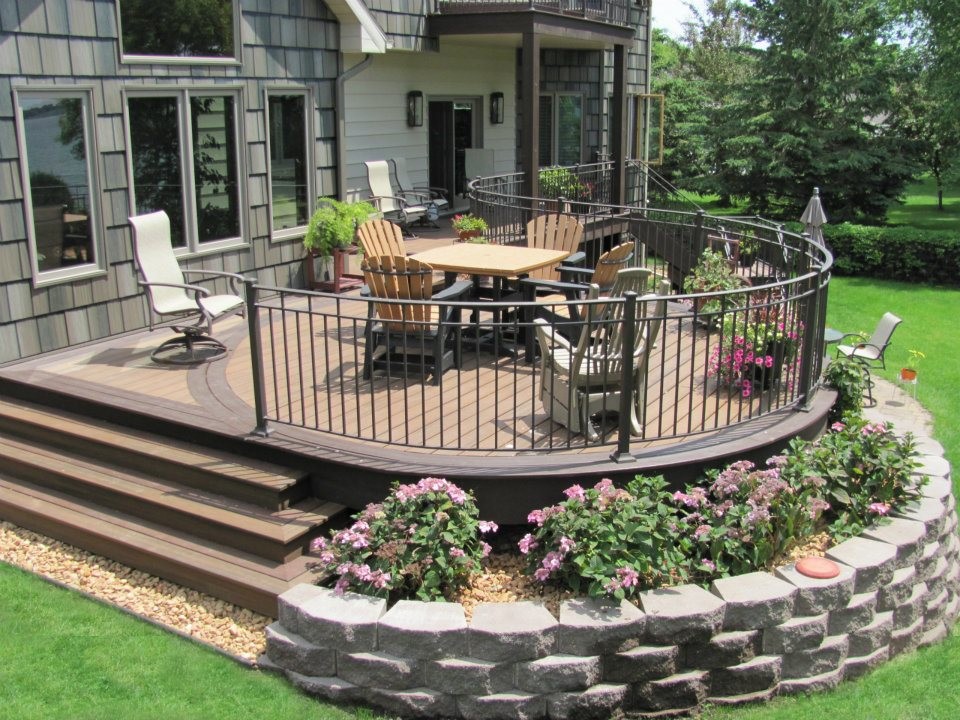 Inspiration for a mid-sized backyard deck remodel in DC Metro
