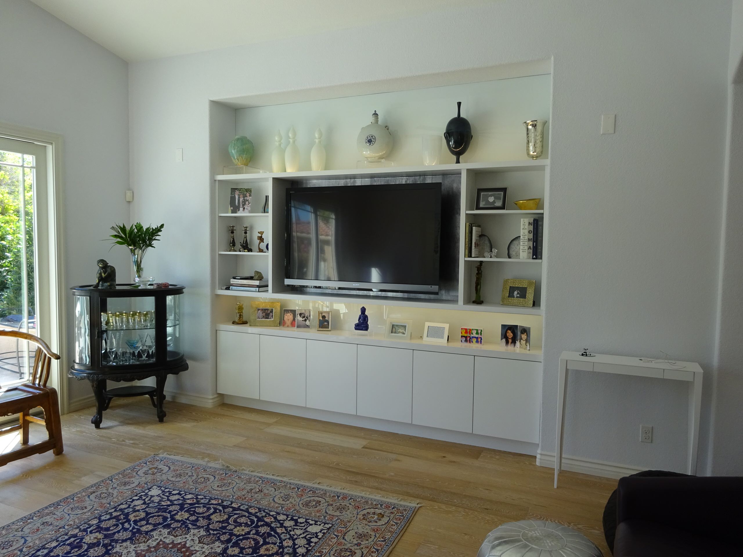 Contemporary Kitchen and Family Room Built-In Remodel