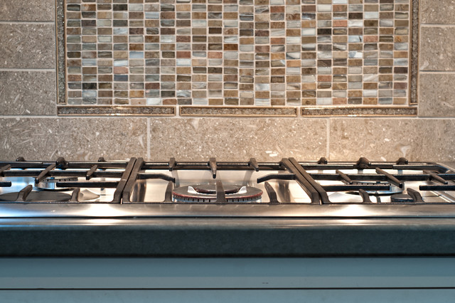 Transitional kitchen transitional-kitchen