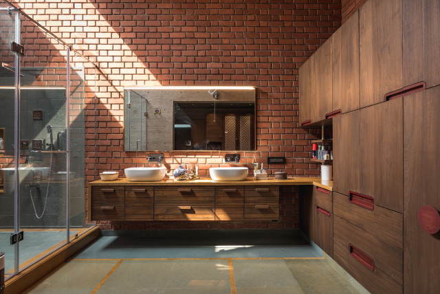 Plus House industrial-badezimmer