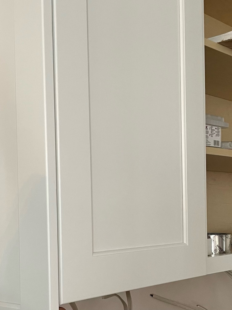 end panel on full overlay framed