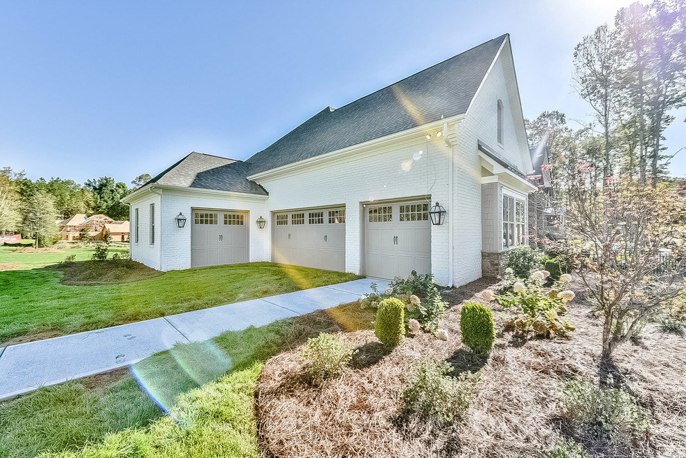 Example of a transitional home design design in Charlotte