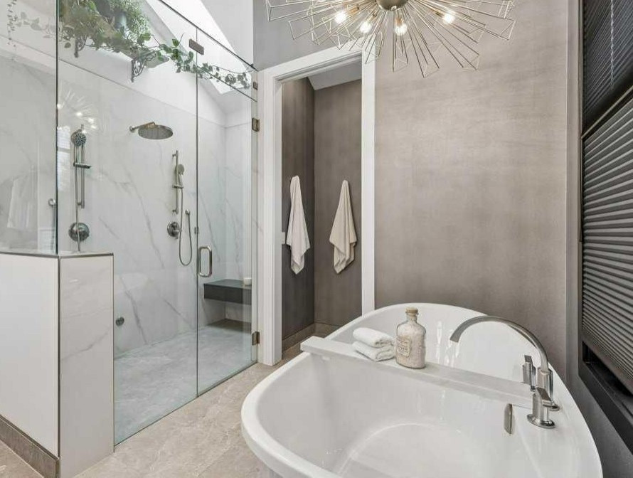 6655 bathroom