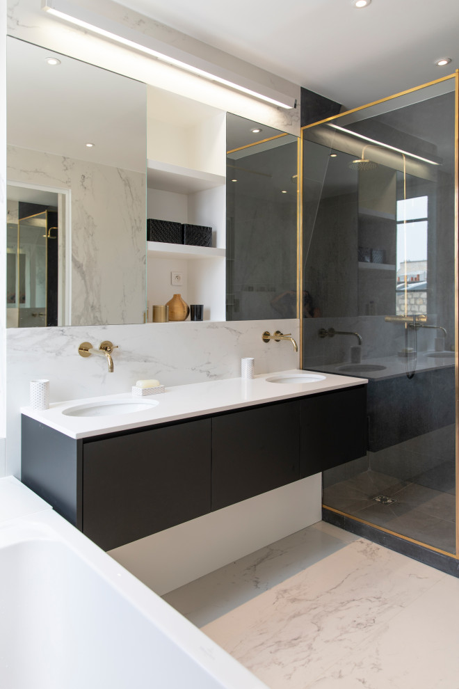 Photo of a mid-sized contemporary master bathroom in Paris with flat-panel cabinets, black cabinets, an alcove tub, a corner shower, white tile, porcelain tile, porcelain floors, an undermount sink, beige floor, white benchtops, a double vanity and a floating vanity.
