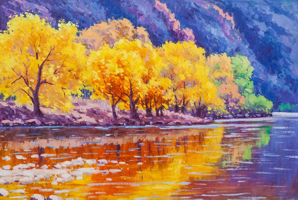 Плывет по реке осень