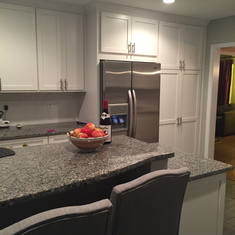 This is an example of a contemporary kitchen in Baltimore.