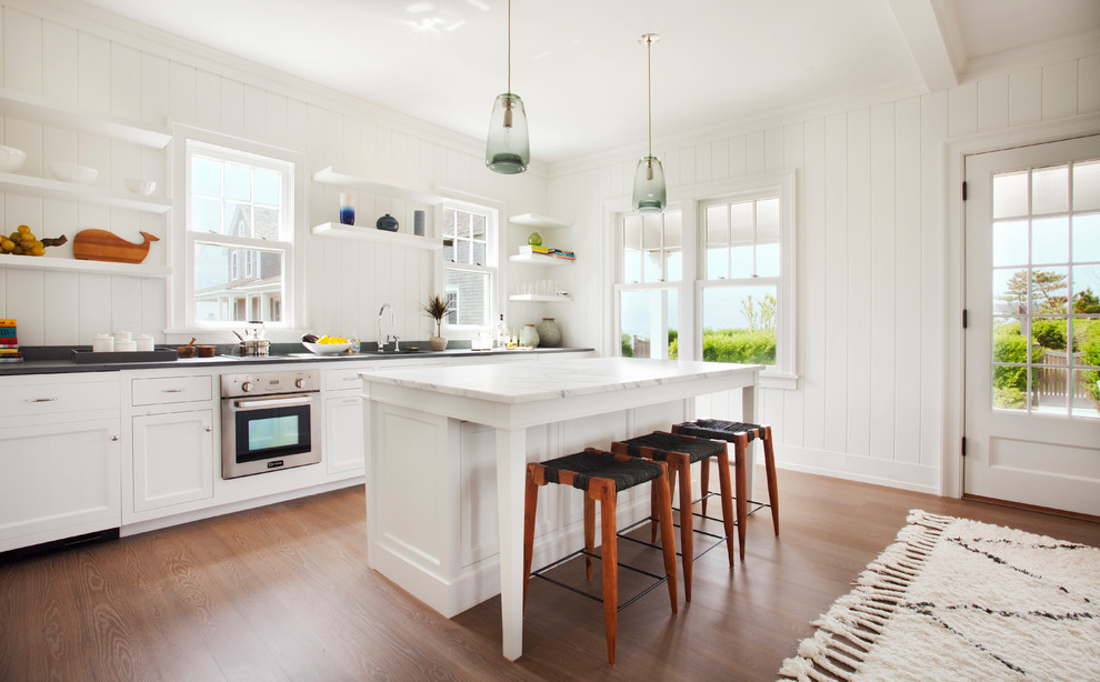Kitchen - transitional kitchen idea