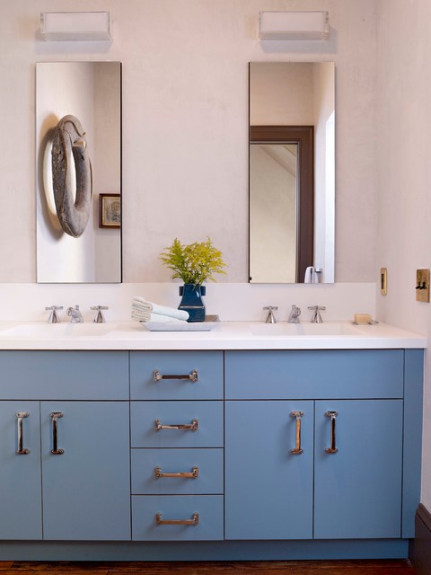 Transitional Bathroom nyklassisk-badrum