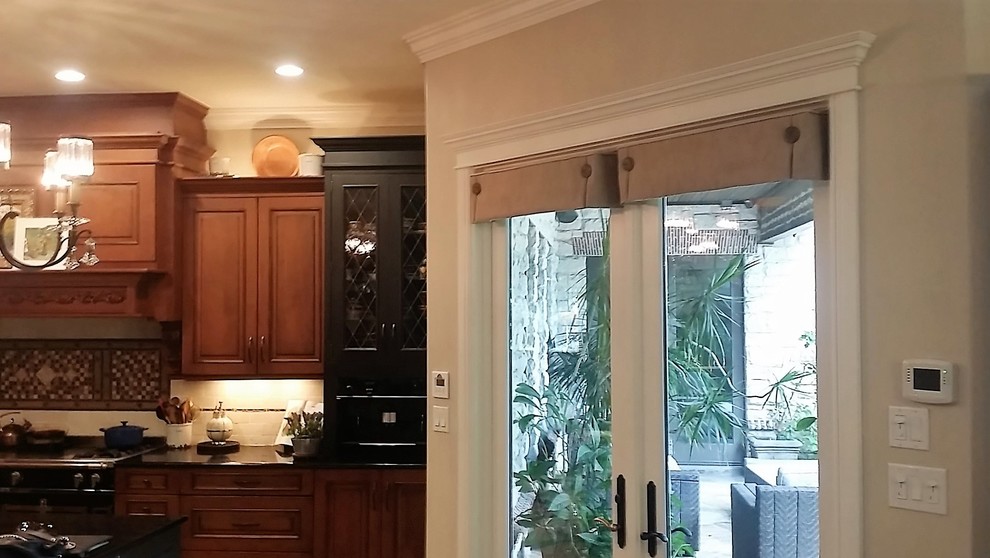 Inspiration for a transitional home design remodel in Austin
