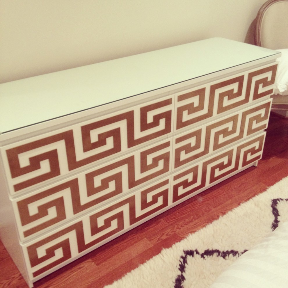 What should I put on this dresser?