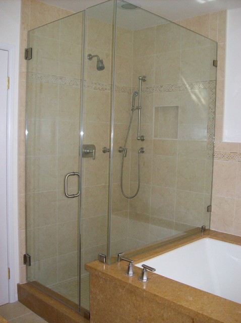 glass shower door/tub combo - traditional - bathroom - los angeles