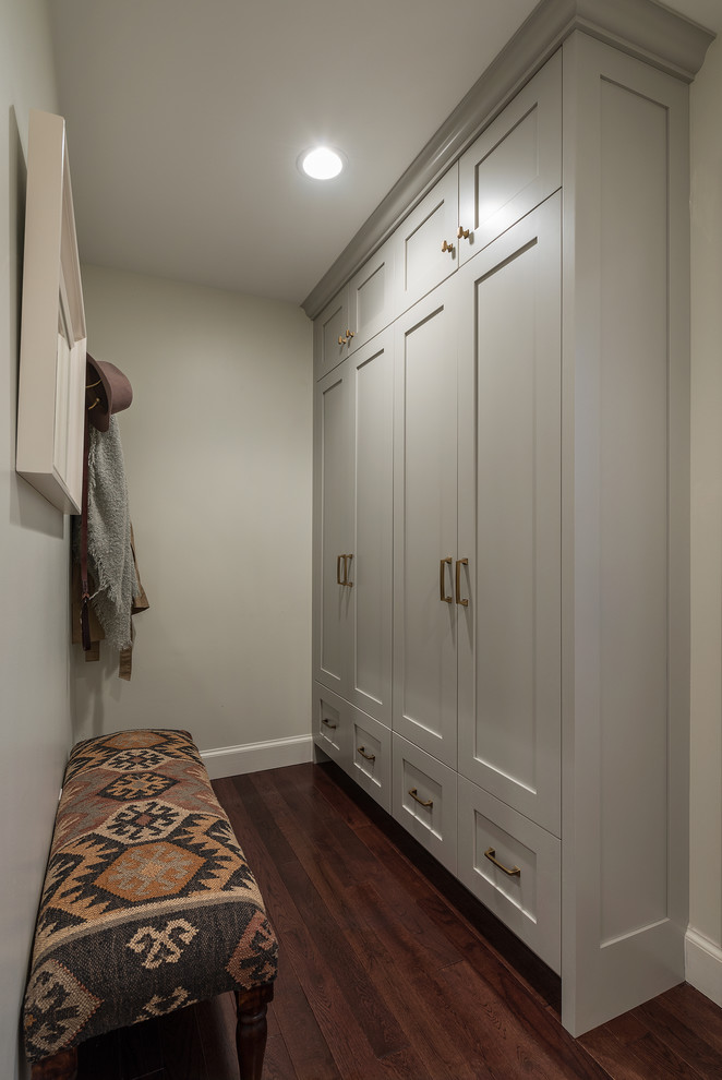 Design ideas for a traditional entryway in Salt Lake City.