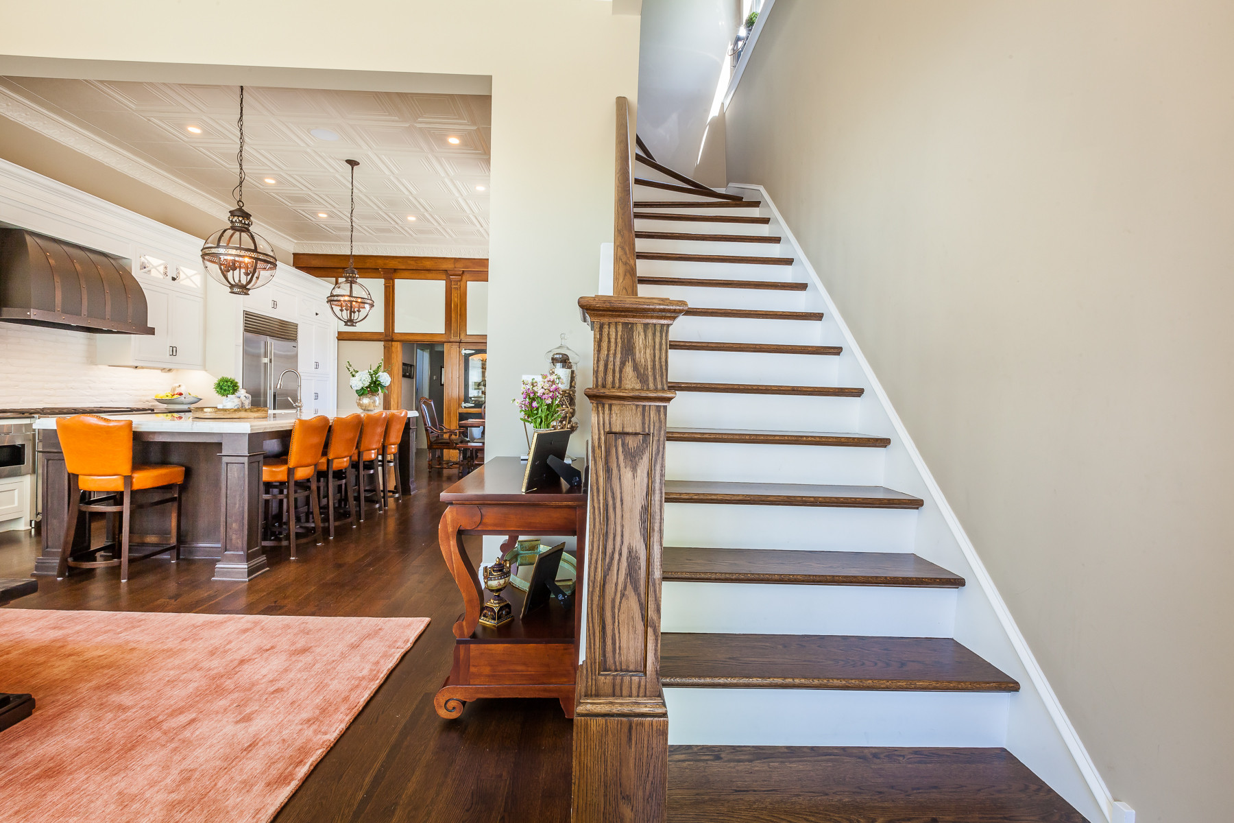 Stylish in the City - Traditional Urban Home