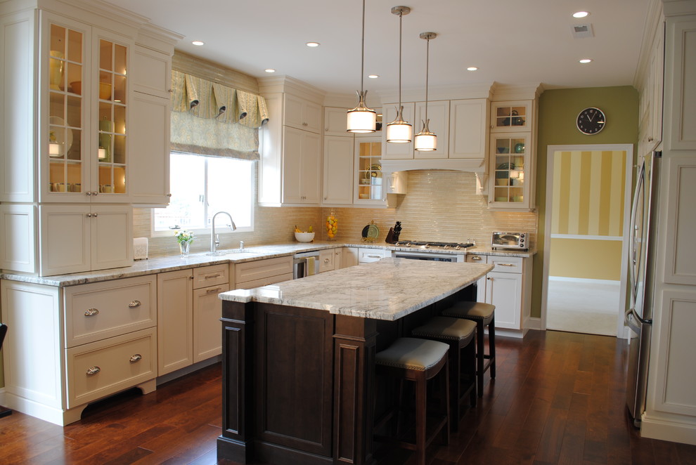 Design ideas for a transitional kitchen in Philadelphia.