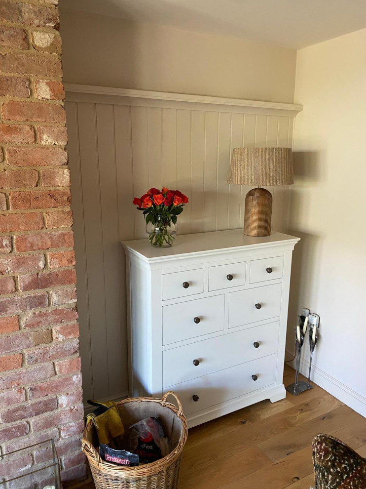 The Grimston Media Unit and panelling - Painswick painted in F&B Wimborne White