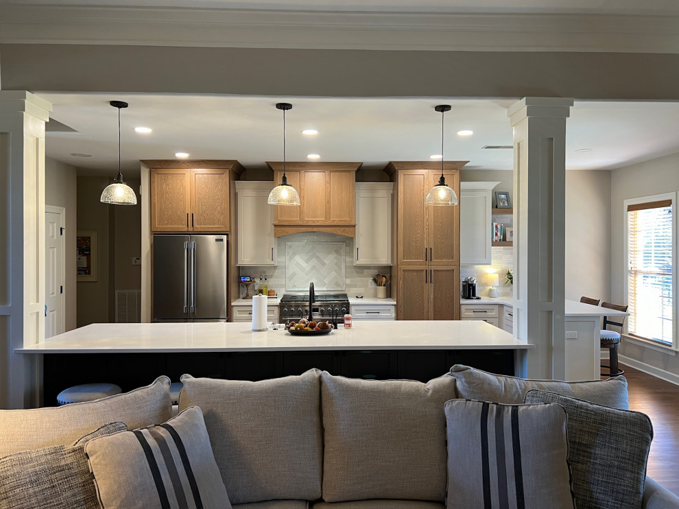 Chic Indian Lake Kitchen