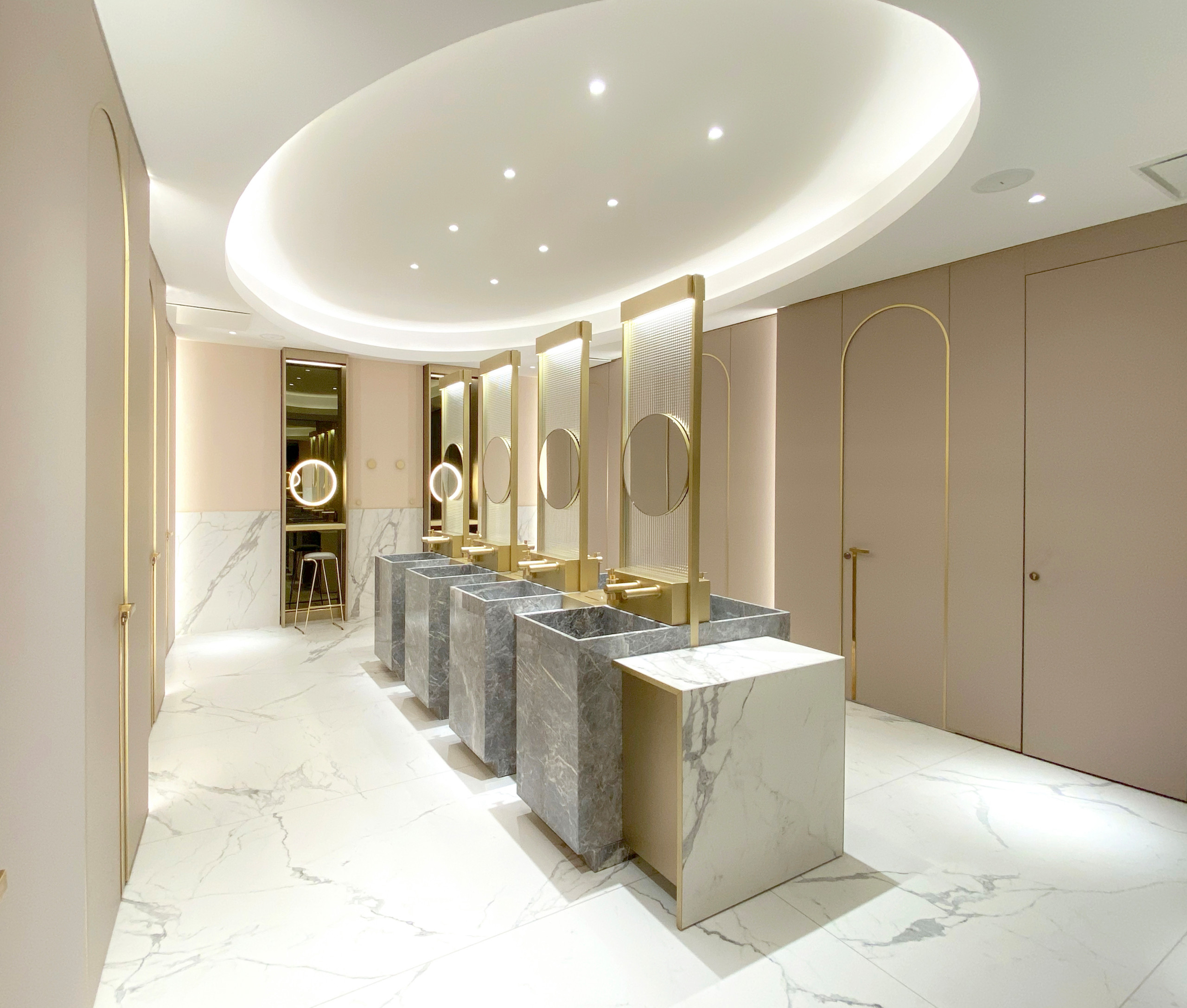 OUTLET FIDENZA VILLAGE - NEW TOILETS