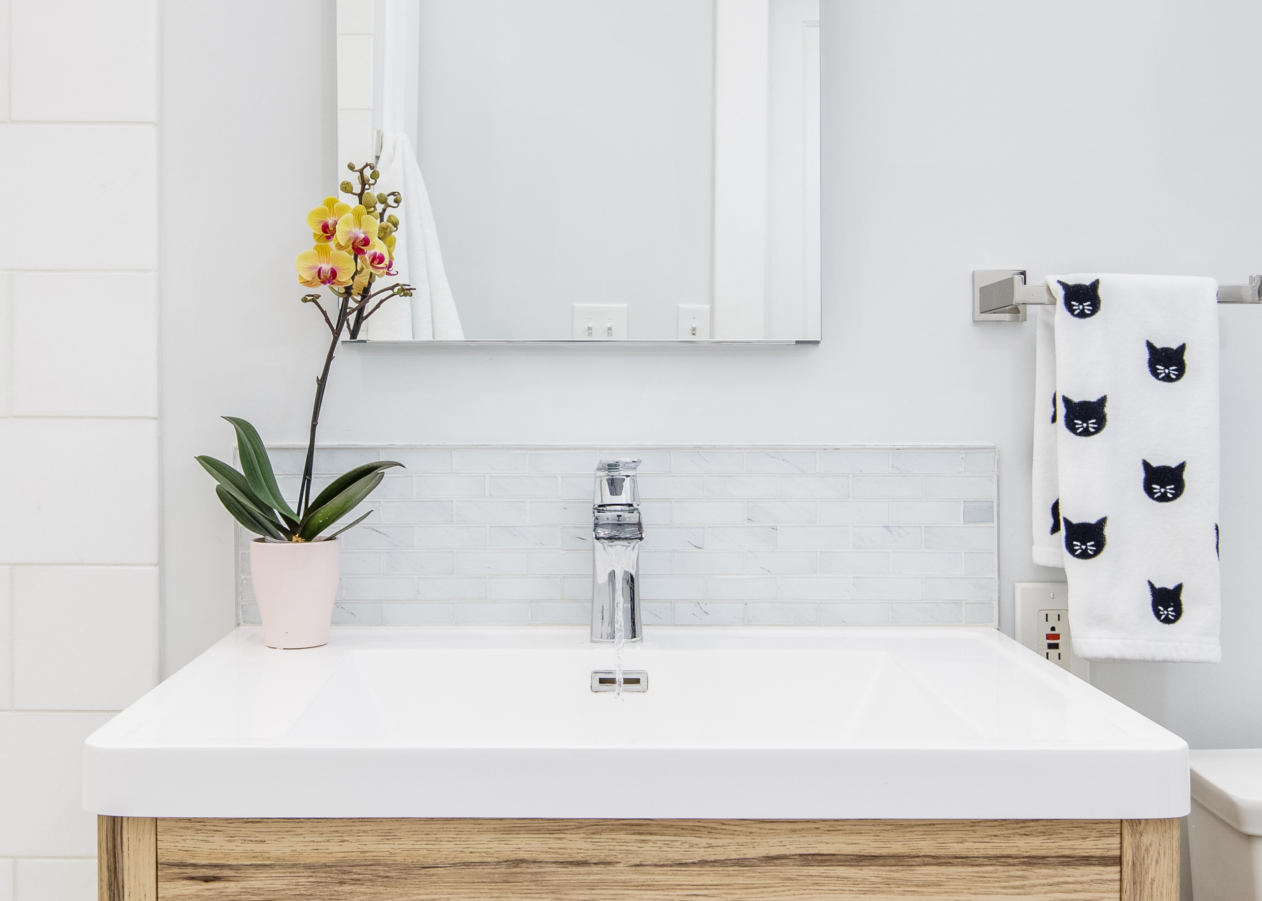 Penn Ave Fresh Full Bath Remodel