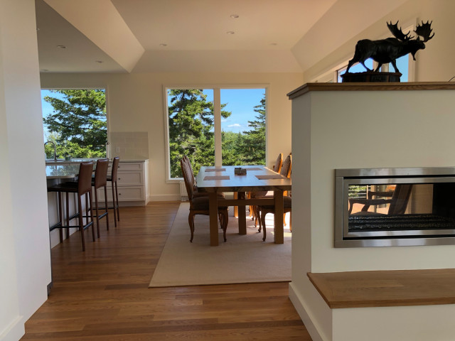 Hill Top contemporain-salon