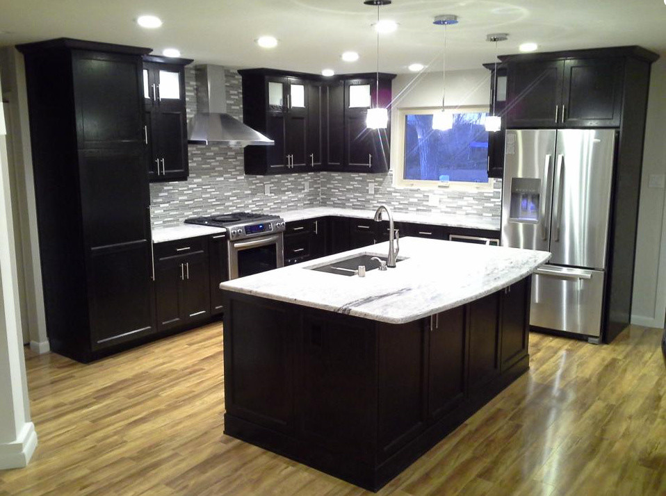 Inspiration for a rustic kitchen remodel in Albuquerque