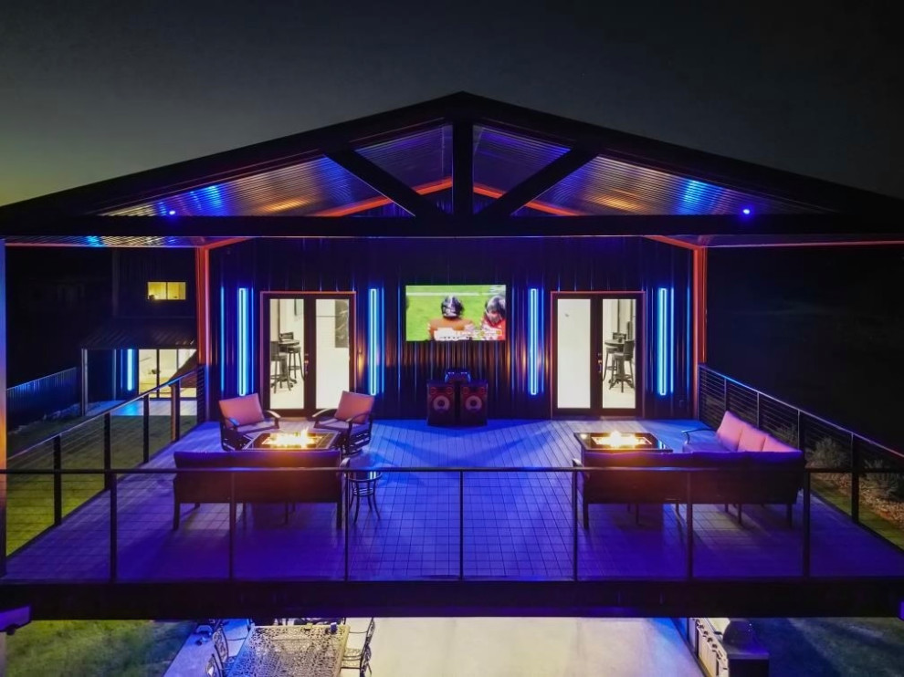 Contemporary Lake Retreat