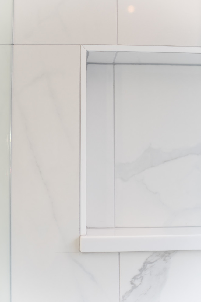 Black Locust | Master Bathroom