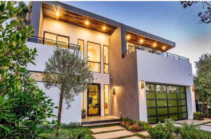 Западный Голливуд - Лос Анджелес. Дом в современном стиле.