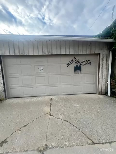 bcc05853-791f-47eb-aba3-03f2e84aed67.mov