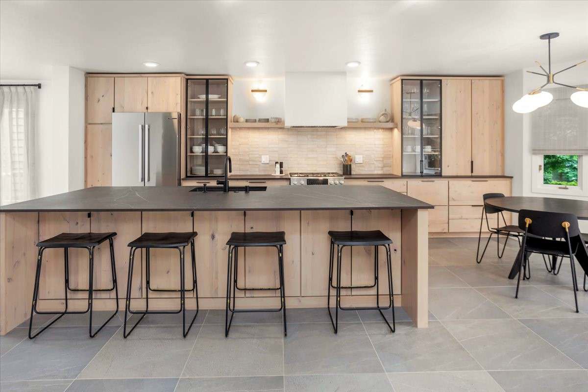 Mid Century Flare