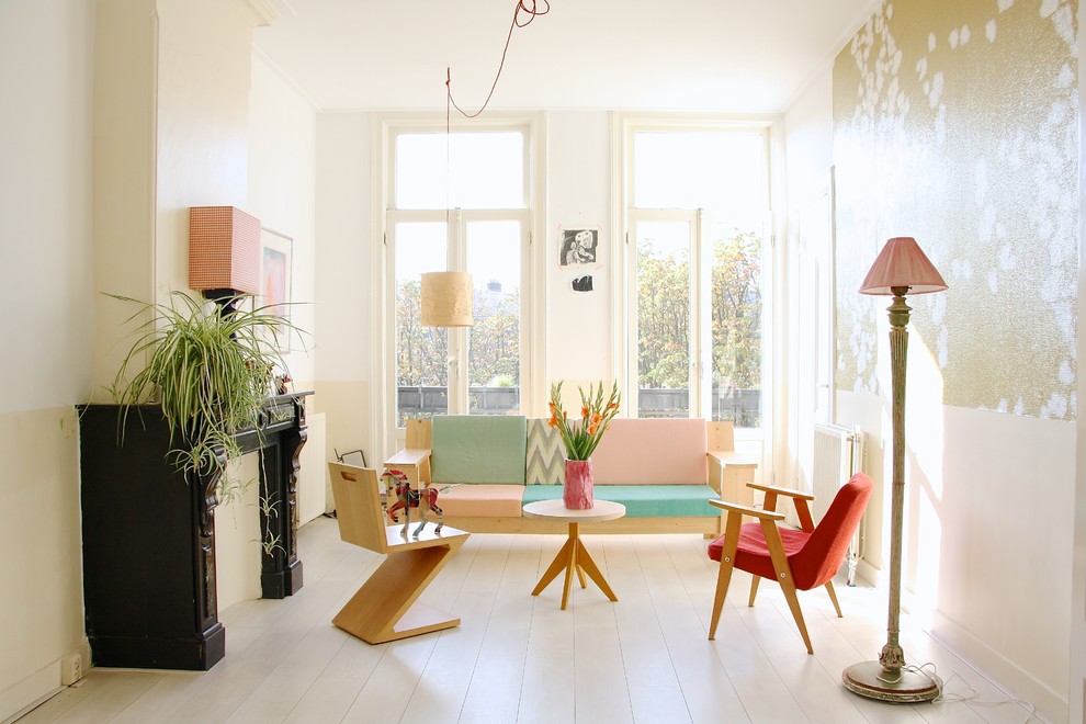 Inspiration for an eclectic living room in Amsterdam.