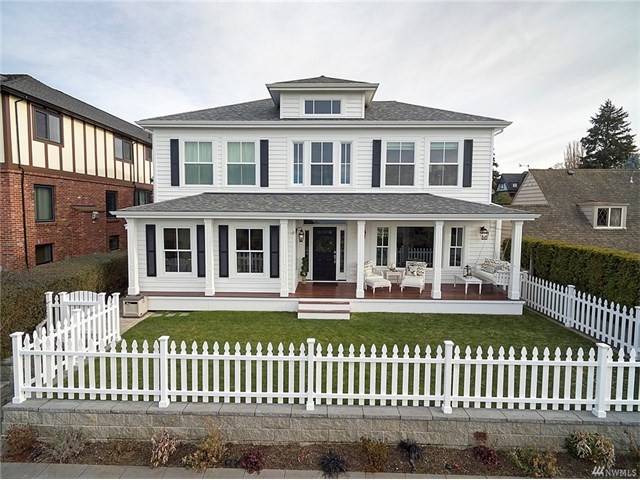 Custom Home-Magnolia