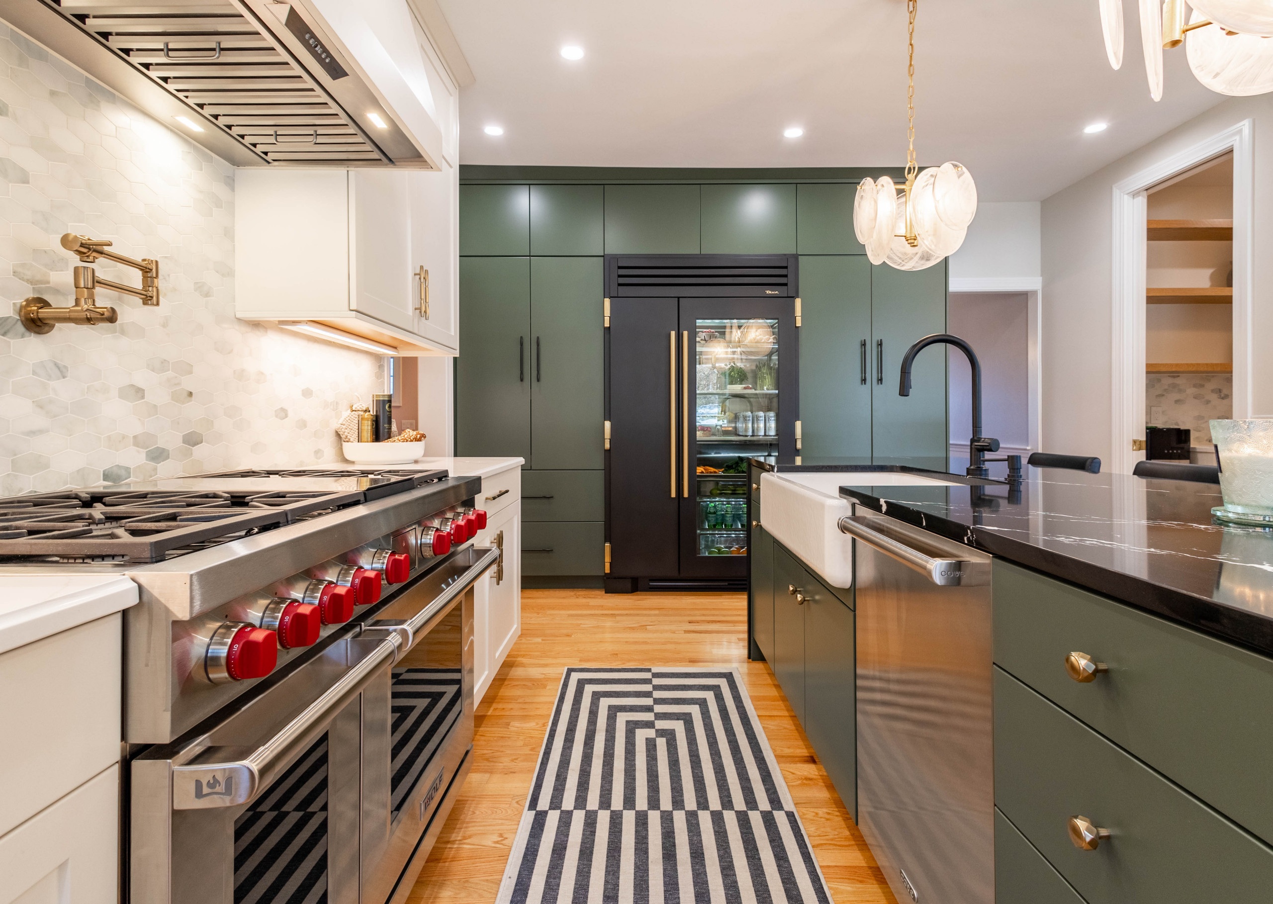 Art Deco Glamorous Kitchen and Pantry