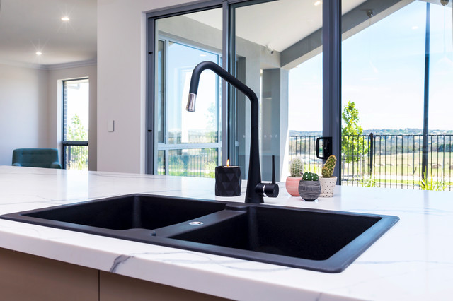 Kitchen sink modern-kitchen