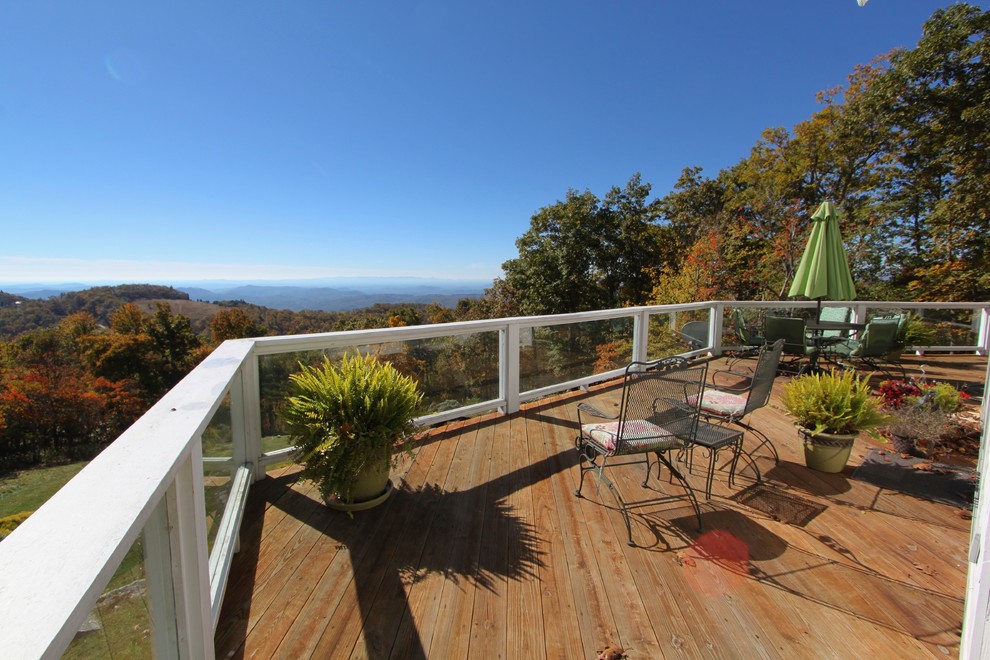 Mountain style deck photo in Charlotte