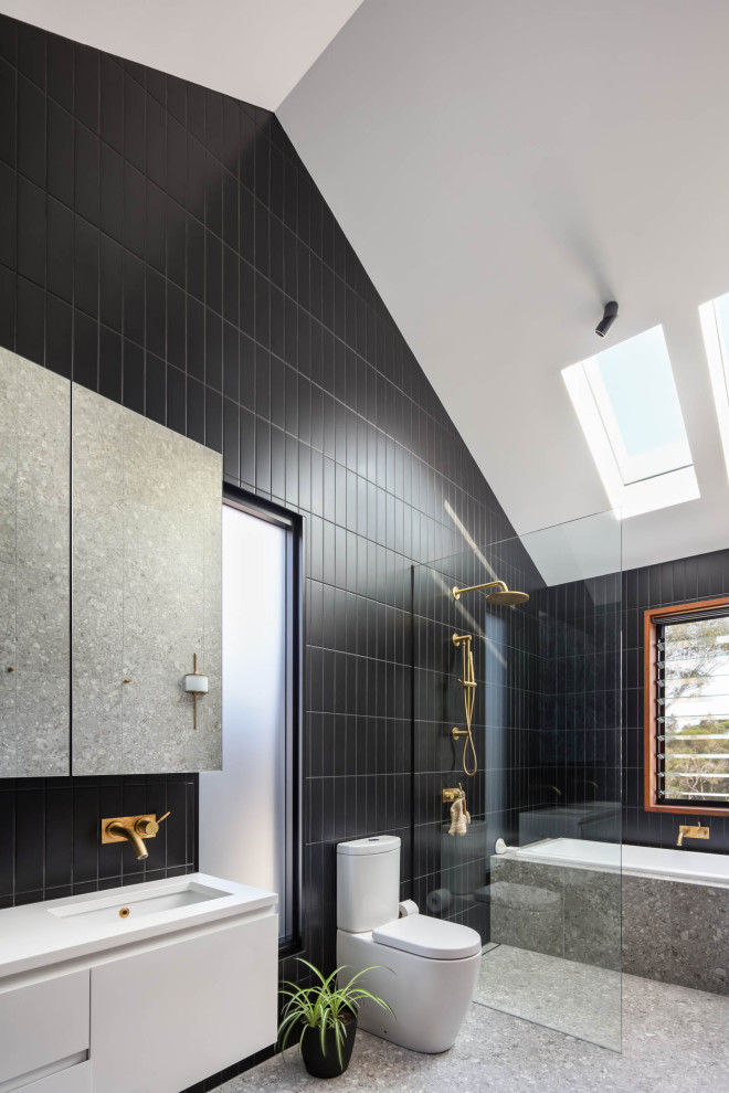 Japandi House, Towradgi - Bathroom - Wollongong - by Rachael Miklas ...