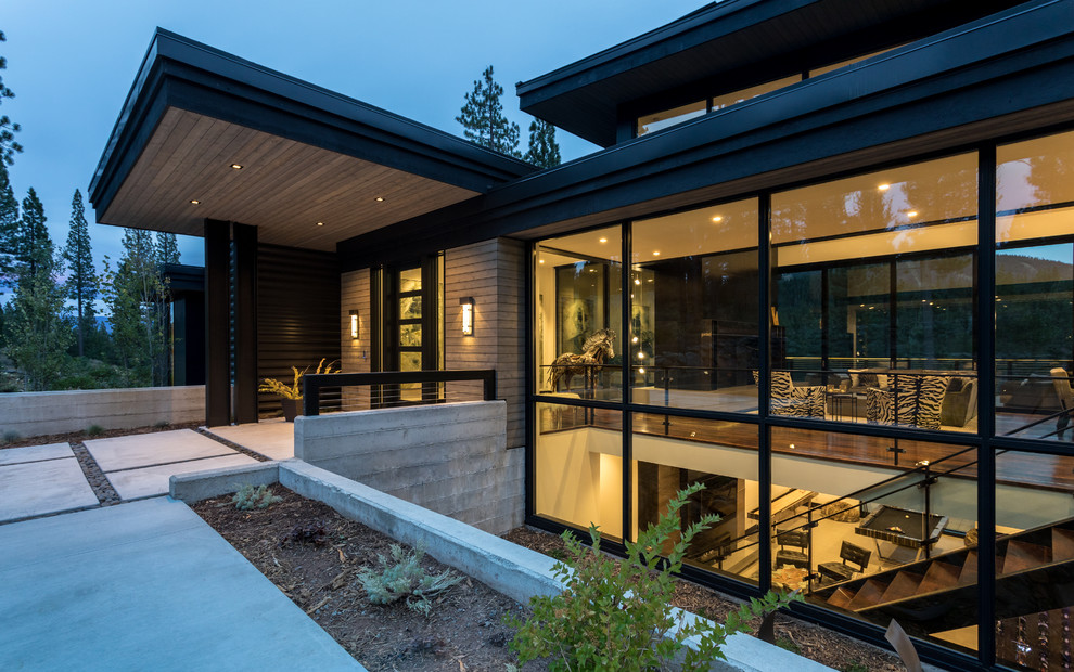 This is an example of a contemporary home design in Sacramento.