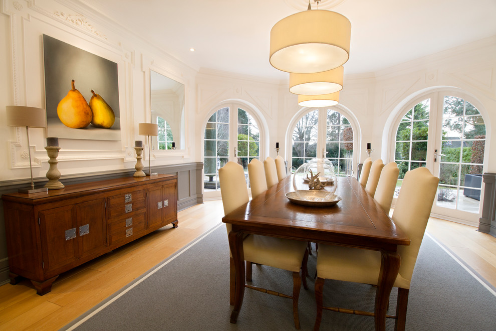 Contemporary Dining Room