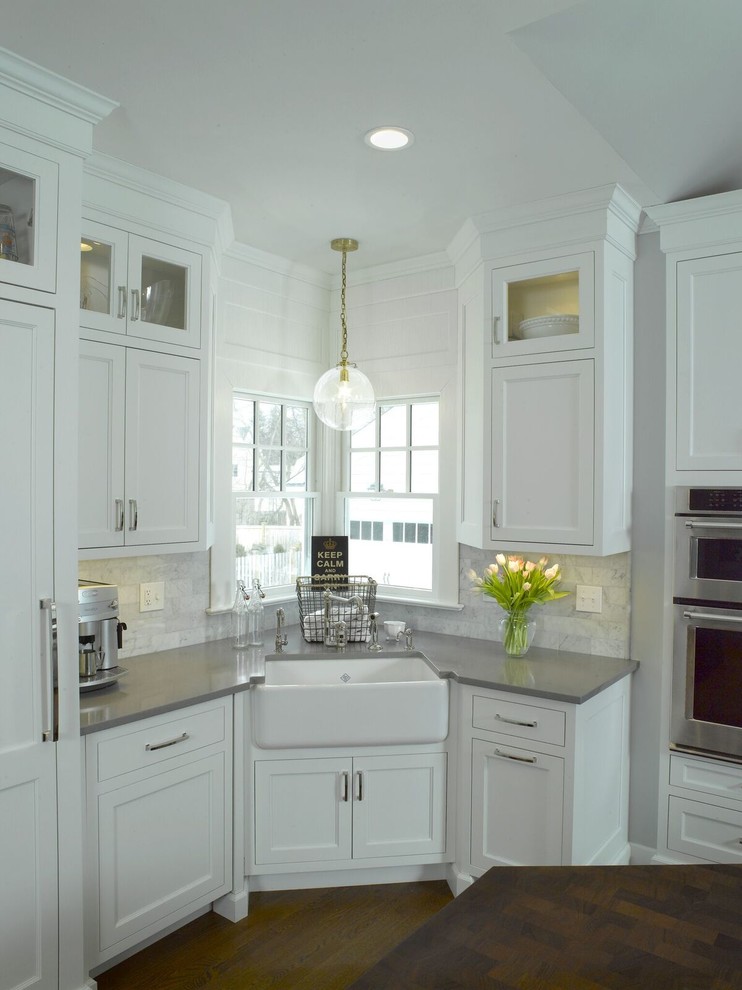 Transitional kitchen photo in New York