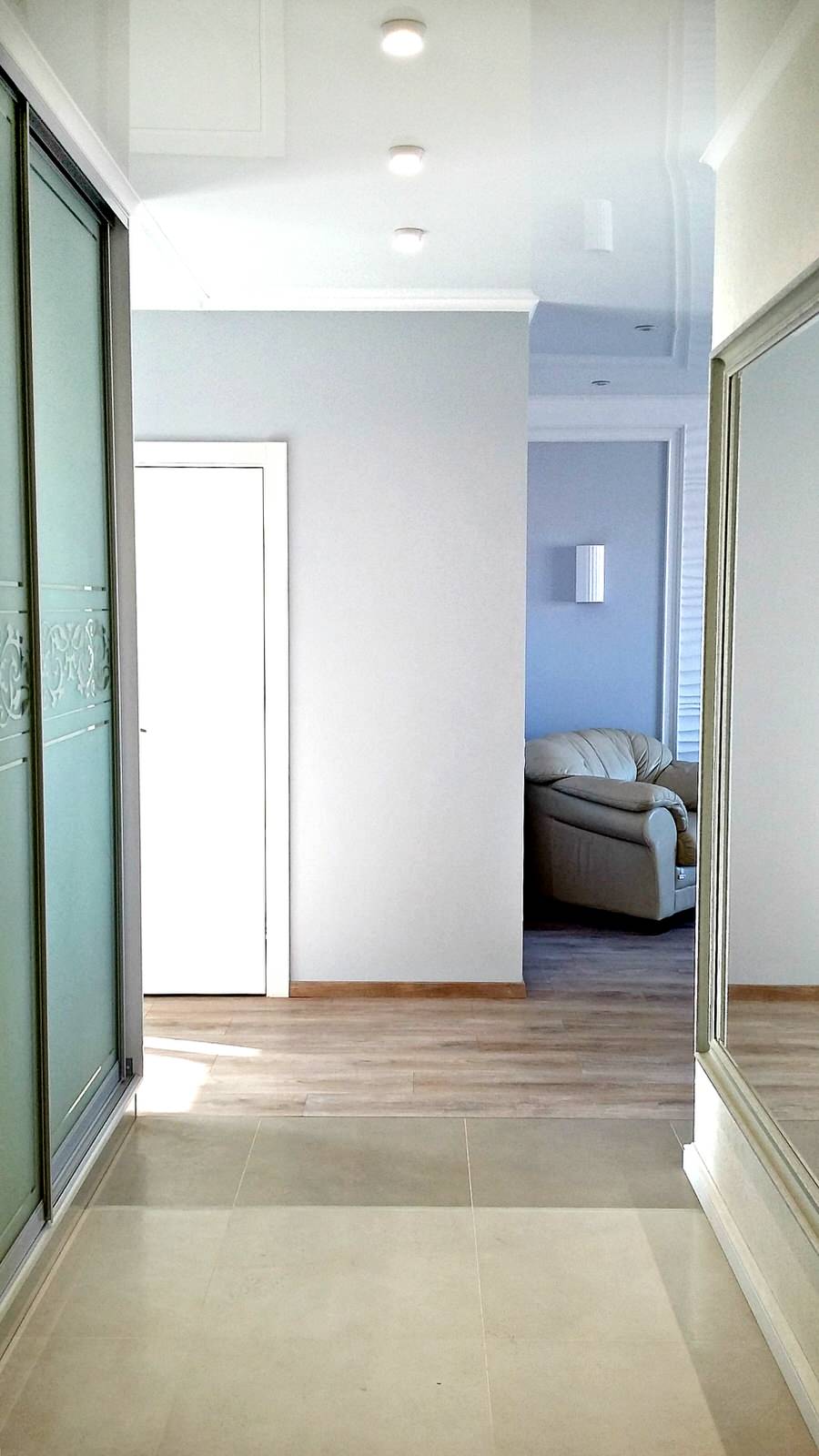 "Гламурные нотки" 3-комнатная квартира-студия