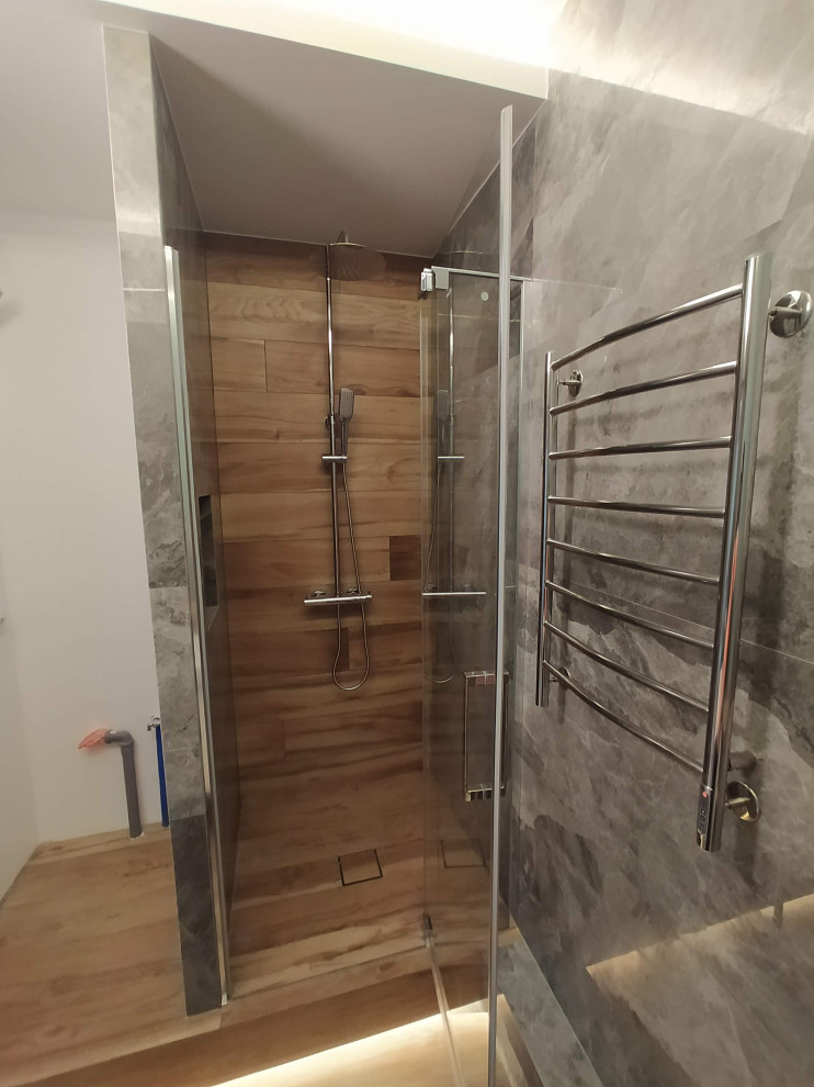 Душевая на Широкой речке